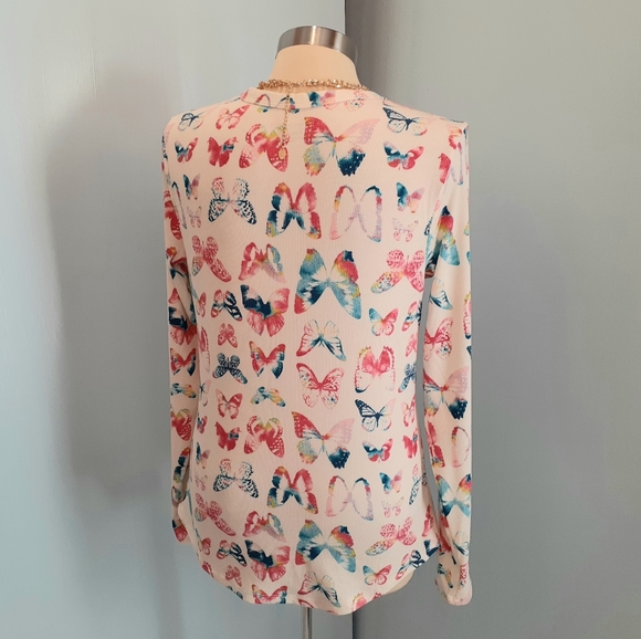 Top - Picture 7 of 9